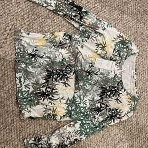 NEW Women’s nursing top - small